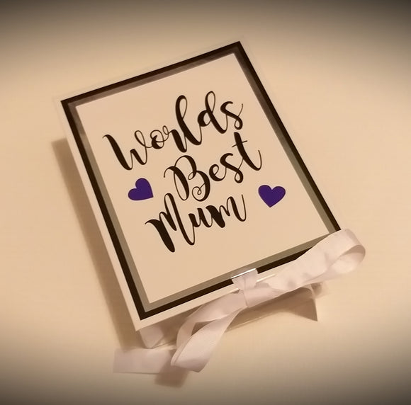 Mothers Day Gift box Ribbon Close